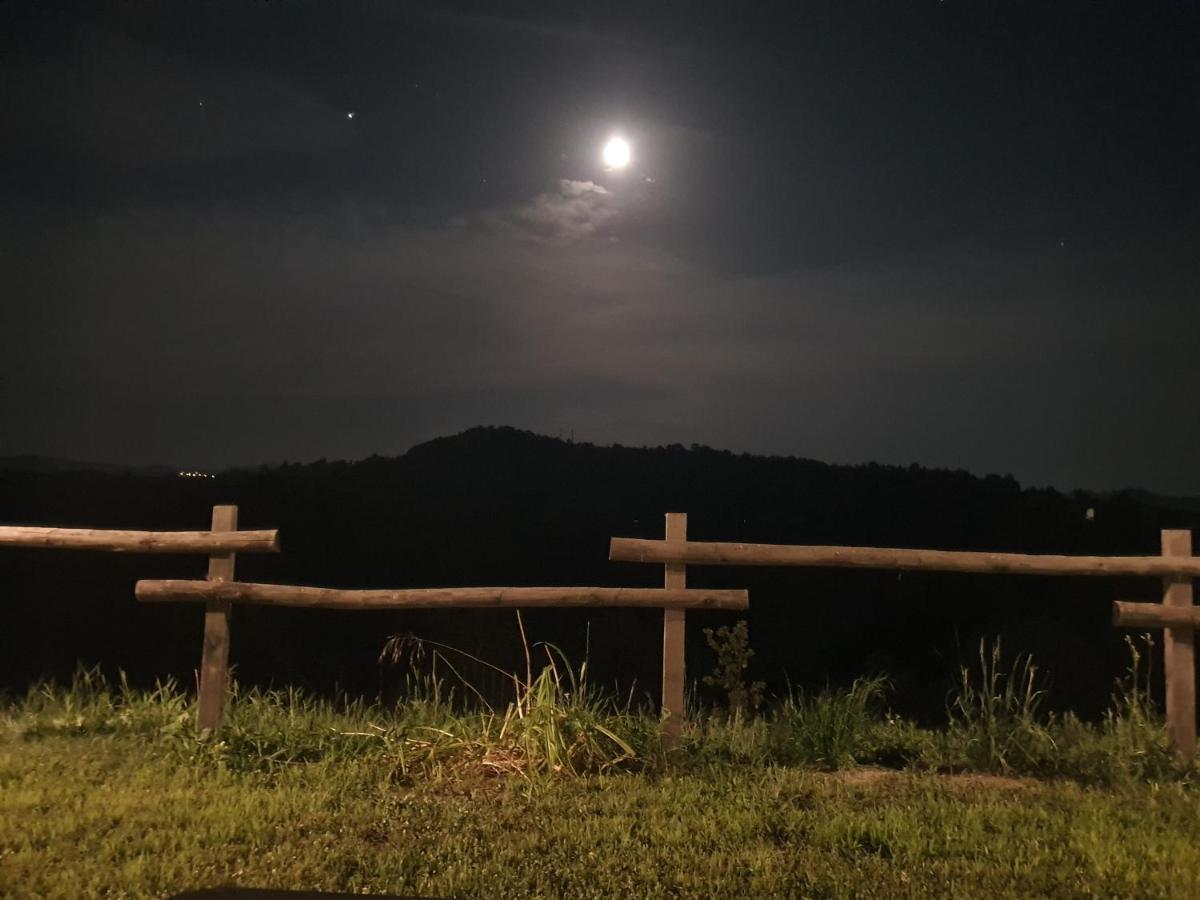 Cascina Brichat Alta Langa Serravalle delle Langhe Esterno foto